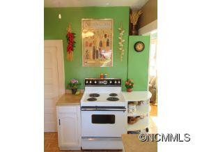 112 SPRING GARDEN AVE - Photo 7