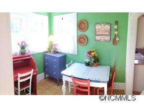 112 SPRING GARDEN AVE - Photo 9