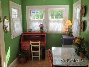 112 SPRING GARDEN AVE - Photo 10