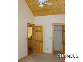 115 SLOPE TERRACE - Photo 5