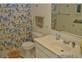  - Photo 12