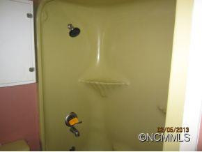 390 Old Leicester Rd - Photo 11