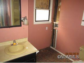 390 Old Leicester Rd - Photo 10