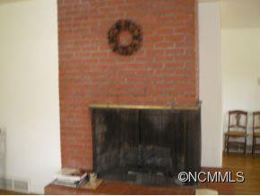 403 Maple Street - Photo 2