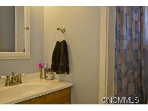 338 Lake Circle Drive - Photo 17