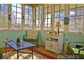 338 Lake Circle Drive - Photo 4