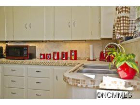 338 Lake Circle Drive - Photo 10
