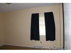15 Baker Place - Photo 13