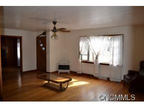3151 Hwy 212 - Photo 4