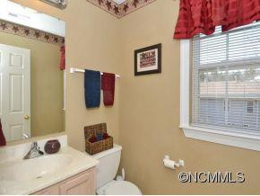 109 STAFFORD COURT - Photo 8