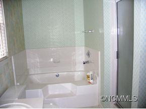 63 Whispering Oak Court - Photo 11