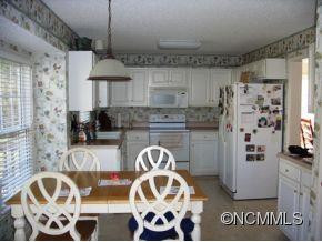 63 Whispering Oak Court - Photo 7