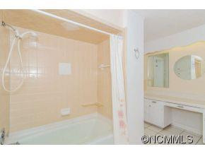 58 Spooks Branch Road - Photo 19
