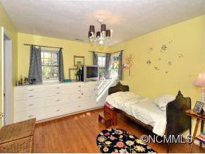 860 THORNTON PLACE - Photo 11