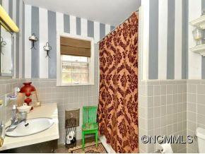 860 THORNTON PLACE - Photo 14