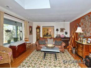 860 THORNTON PLACE - Photo 6