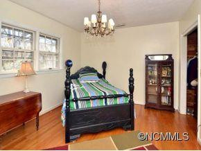 860 THORNTON PLACE - Photo 10