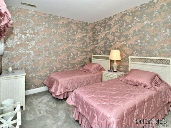 364 Vanderbilt Road - Photo 16