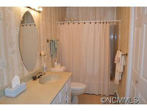 24 Camelot Dr - Photo 12