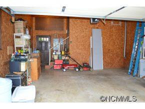 24 Camelot Dr - Photo 18