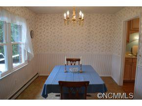 24 Camelot Dr - Photo 7