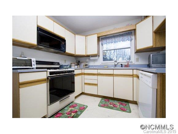 1335 Dolly Masters Road - Photo 4
