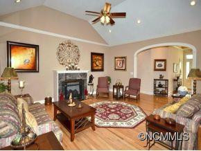 181 MILL POND WAY - Photo 4