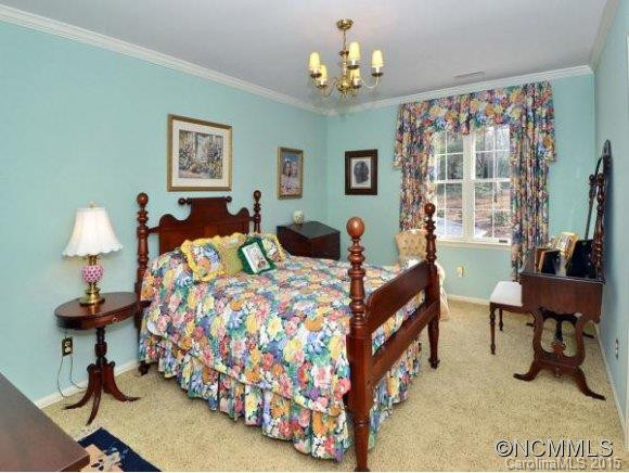 4 Holly Hill Road - Photo 18