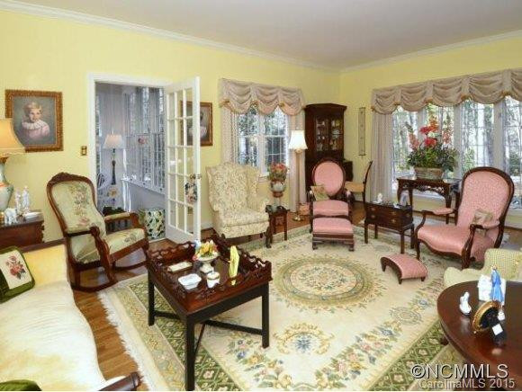 4 Holly Hill Road - Photo 4