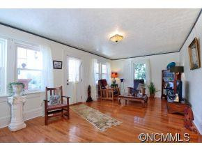 67 Virginia Avenue - Photo 2