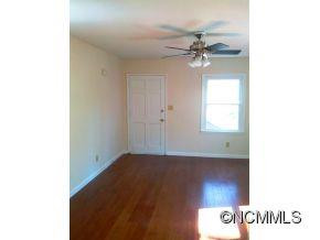 15 Old Heywood Road - Photo 2