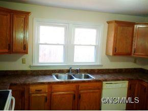 15 Old Heywood Road - Photo 3