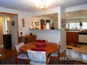 556 MILLS GAP ROAD - Photo 4