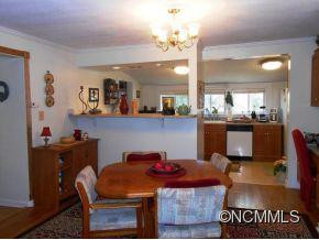 556 MILLS GAP ROAD - Photo 7