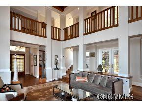 106 Robinhood Road - Photo 3