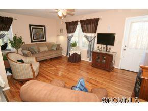 361 East King Street - Photo 3