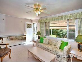 2022 EVERGREEN DRIVE - Photo 3