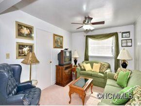 2022 EVERGREEN DRIVE - Photo 6