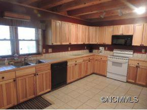 132 Grandview Drive - Photo 3