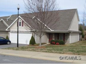 811 West Pointe Drive