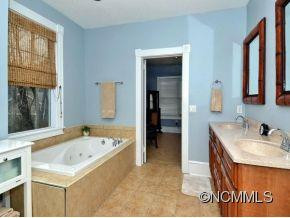 824 DALE STREET - Photo 16