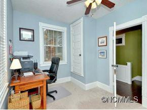 824 DALE STREET - Photo 17