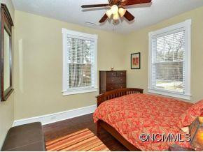824 DALE STREET - Photo 19