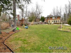 824 DALE STREET - Photo 24