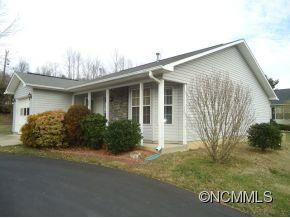 484 N Woodfield Court