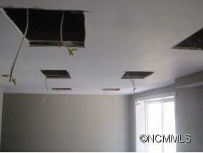  - Photo 8