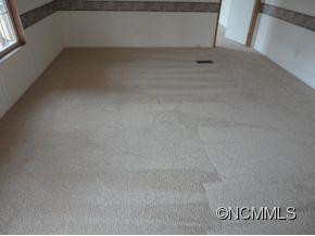 90 TROTTING HORSE LN - Photo 5