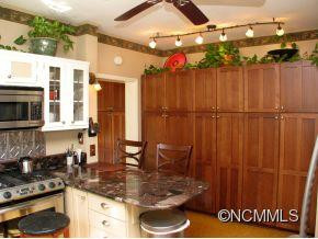 208 Pearson Drive - Photo 17