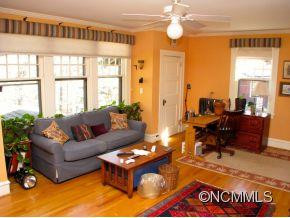 208 Pearson Drive - Photo 18