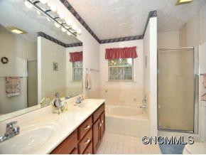 330 MOUNTAIN VALLEY DRIVE - Photo 11